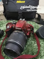  4 كاميرا نيكون