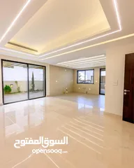  3 شقة طابق اول 218 م في رجم عميش بسعر مميز تشطيب سوبر ديلوكس