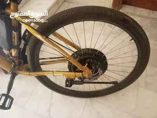  4 دراجه كهربائيه
