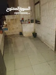  4 شقة للبيع طابق ارضي على مستوى الشارع في حي الشهيد الجنوبي مساحتها 160 التواصل واتس آب  009627888770