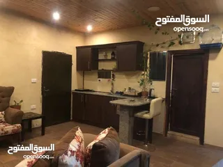  7 غرفه مع جلوس مفروش في شميساني الاجره 200