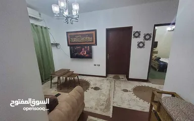  7 شقة ماشاء الله للبيع في مدينة طرابلس منطقة سوق الجمعة جهة طريق الشط وسيمافرو الفتح  ،