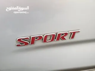  28 تويوتا راف فور وارد أمريكي 2011 Sport  اربعة سلندر دبل فتحة سقف ....................................