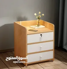  6 كومدينا خشل أنيقة وعملية 3 جوارات ودرج علوي فيه قفل عشان تحفظ أغراضك الخاصة بأمان  تصميم مرتب للبيت