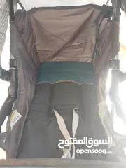  2 عرباية أطفال لطفلين (توأم) من شركة غراكو مستعمل  وقابل للتفاوض بشيء بسيط