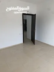  8 مروان عناقوة