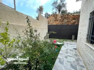  1 شق للبيع طابق ارضي مع حديقه في الطيره خلف المدرسه الانجيليه