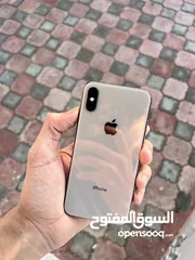  1 للبيع ايفون xs