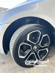  6 سكودا اوكتافيا ستيشن 2015