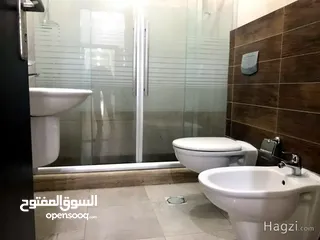  10 شقة غير مفروشة للإيجار 275م2 ( Property 11970 ) سنوي فقط