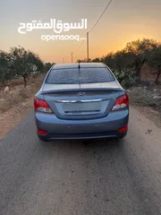  17 هونداي اكسنت للبيع