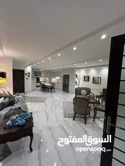  17 شقة سوبر ديلوكس دوبلكس مميزة جدا للبيع من المالك مباشرة طريق المطار مقابل 911 شارع الخدمات من
