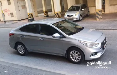  2 Hyundai Accent 2019 1.6