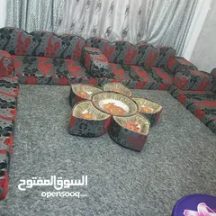  2 غرفه قعده مع طاولتها شبه جديد  مباع خلص