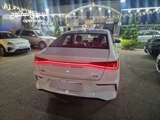  2 BYD E3 2020