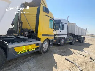  2 For sale truck with trailer 2003  actros Abu Dhabi-almafraq 135,000 Aed