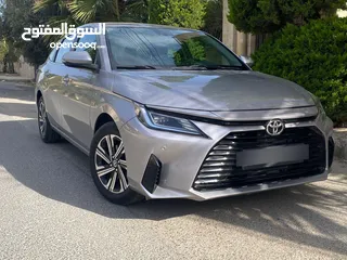  15 تويوتا يارس ياباني اصلي  لاتزال على كفالة الشركة موديل  2023 للبيع الشكل الجديد