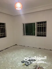  3 بيت طابق ارضي للايجار عماره مستقله