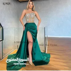  1 فستان باللون الأخضر