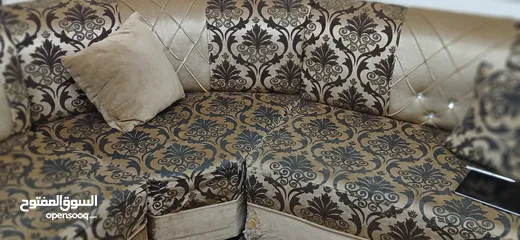  4 طقم كنب السعر 50دينار للبييييييع