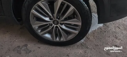  16 جنط 17 مع كوشوك أو بدون بحال الوكاله خالي من اي عيوب