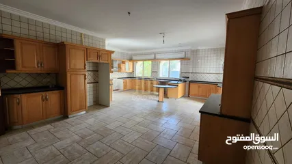  11 فيلا للبيع(مستقلة) في أرقى مناطق عبدون بمواصفات مميزة/ ref 5097