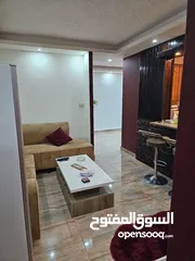 21 شقة للبيع موقع مميز ضاحية الرشيد قرب الجامعه للبيع المستعجل