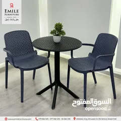  7 كرسي عظم بأيدي متين ومريح بلون جميل ومميز