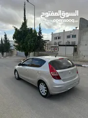  2 هونداي i30 موديل 2008