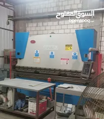  5 مصنع للبيع او للايجار 1000 متر بالرخصة Factory for sale