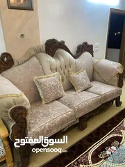  2 طقم كنب تفصيل جديد بحالة الوكاله استخدام اشهر فقط