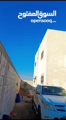  8 بيت للبيع طابقين مرخص ومفروز بقوشان مستقل