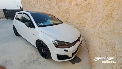  18 بسبب السفر المستعجل جولف 2015 جي تي اي  جدددديده بمعنى الكلمه فل فل اضافات بسعر ممتاز وتنازل مباشر