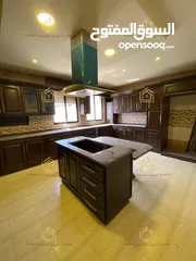  18 شقة جديدة - لم تسكن - ضاحية الرشيد - 4نوم 2ماستر - 350م - بلكونات بإطلالة مميزة