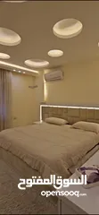  5 غرفة نوم جديده للبيع خزانة حائط