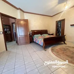 4 فيلا للبيع طريق المطار ضاحية النخيل