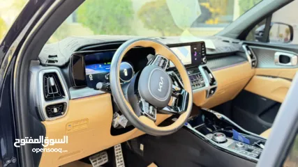  20 كيا سورينتو بزنز ترخيص 2022 محرك 1600 هايبرد   جير أوتوماتيك 240 حصان دفع  4×4