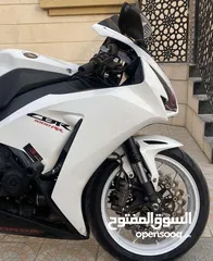  4 للبيع او البدلCBR  2150 ريال قابل