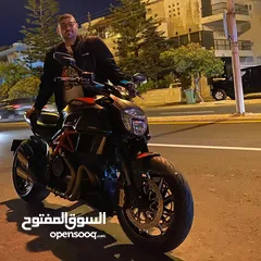  2 دوكاتي ديافل 2014 كاربون 35000km صيانة كاملة ليست بحاجه لاي صيانه