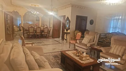 9 فيلا فاخرة للبيع في الجندويل