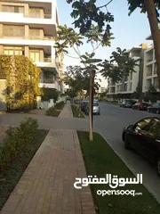  10 شقة للبيع بالجاردن في تاج سيتي القاهرة الجديدة امام المطار متاح نسبة خصم علي الكاش تصل الي 37%