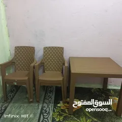  3 ميز و كراسي السعر 80 ألف