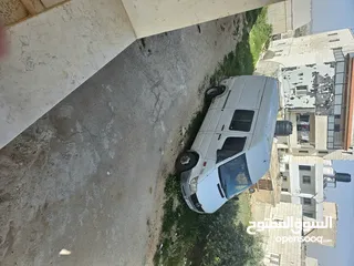  4 مارسيدس سبرينتر 411 موديل 2002 للبيع