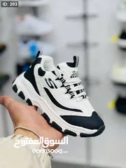  9 موديل  Nike T الجديد الحصري  طبي  كوالتي  36-41 التواصل خاص التوصيل لكافة المناطق الضفة