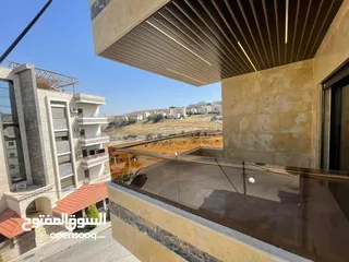  25 شقق فاخرة للبيع مساحات 184م