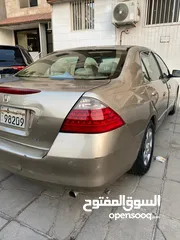  3 هوندا أكورد 2006 بحالة ممتازة