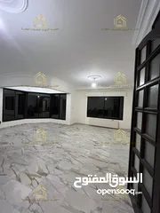  2 شقة مميزة - الصويفية - 3نوم 1ماستر - 220م - قرب الخدمات العامة - منطقة هادئة ومميزة