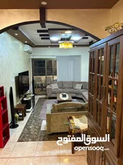  5 شقة للبيع الزرقاء الجديدة- جبل المغير- برج الأحلام - نفس عمارة سوبر ماركت أحمد ( ون ستور)