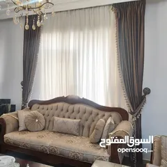  2 كنب تفصيل خشب زان شبه جديد 9 مقاعد