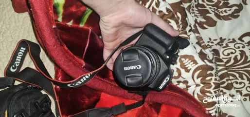  4 كاميرا كانون EOS  1200D